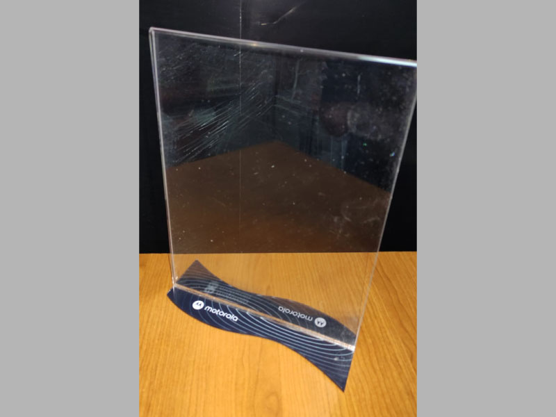 porta folletos de acrílico