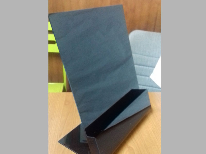 porta folletos de acrílico