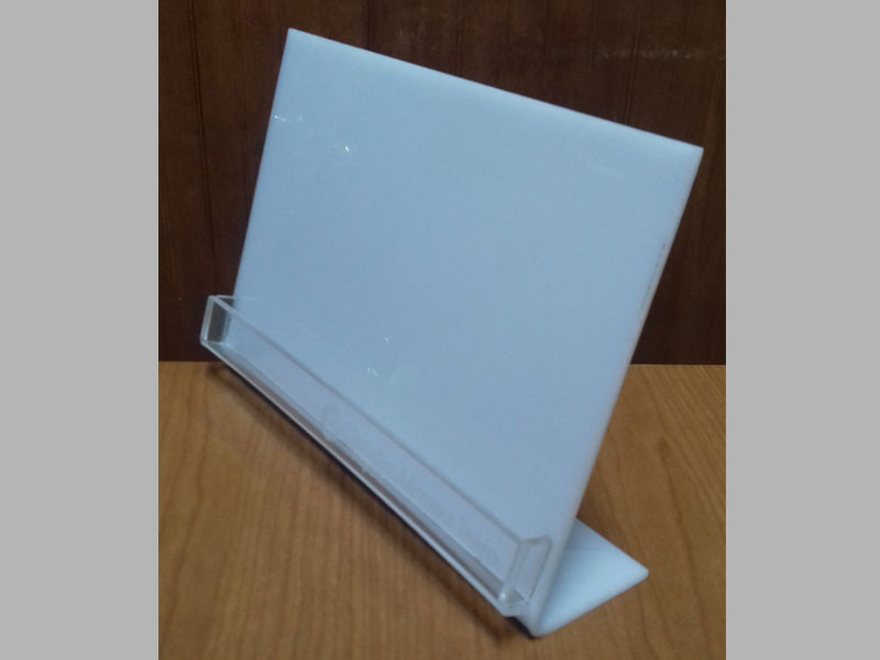 porta folletos de acrílico