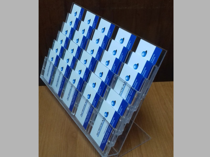 porta folletos de acrílico