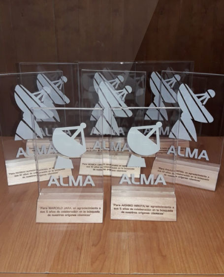 Trabajos en Acrílicos en santiago