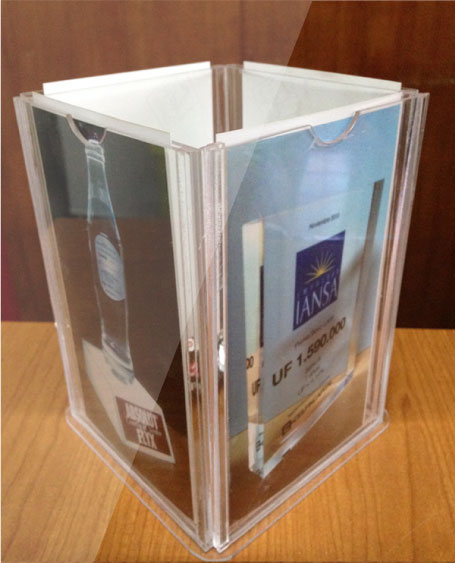 Trabajos en Acrílicos en santiago