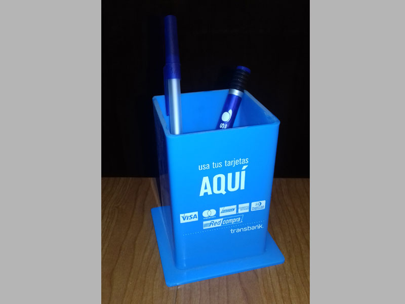 trabajos especiales en acrílico