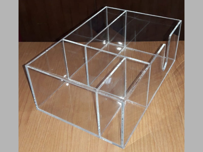 trabajos especiales en acrílico