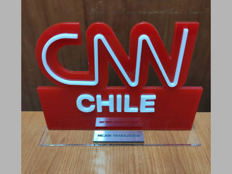 trabajos especiales en acrílico