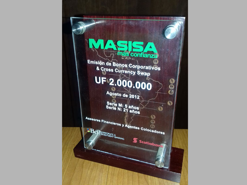 trabajos especiales en acrílico